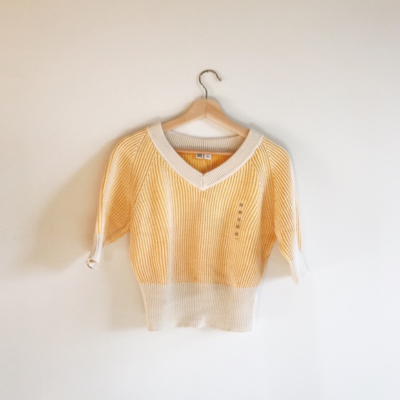 ⭐️SOLD⭐️ Uniqlo U Yellow and White Knit Sweater - Picture 1 of 2
